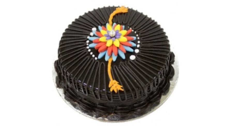 ChocoliciousRakhi-Cake