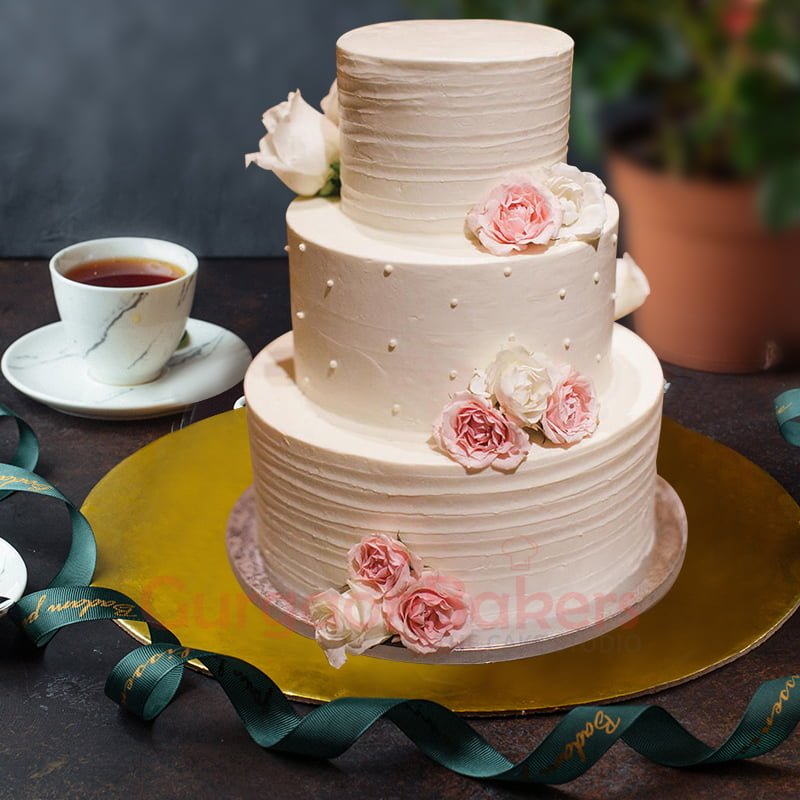 an ode to the traditional wedding cake