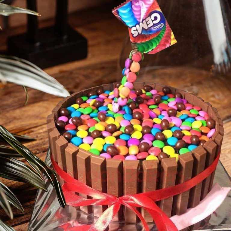 Trending AntiGravity Cakes for Online Order Gurgaon Bakers