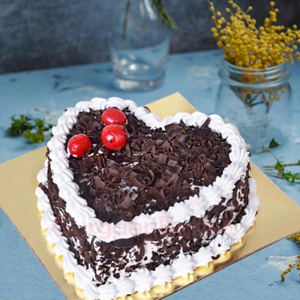 heart black forest cake