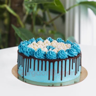 lovey dovey blue cake