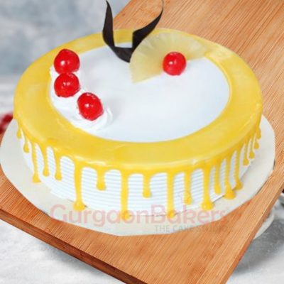 pineapple drip cake