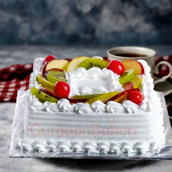 seasonal fresh fruits cake