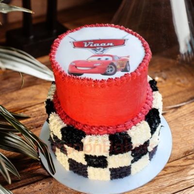 spectacular 2 tiered cars cake