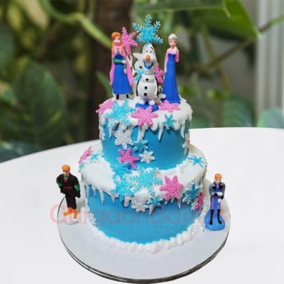 spectacular frozen cake