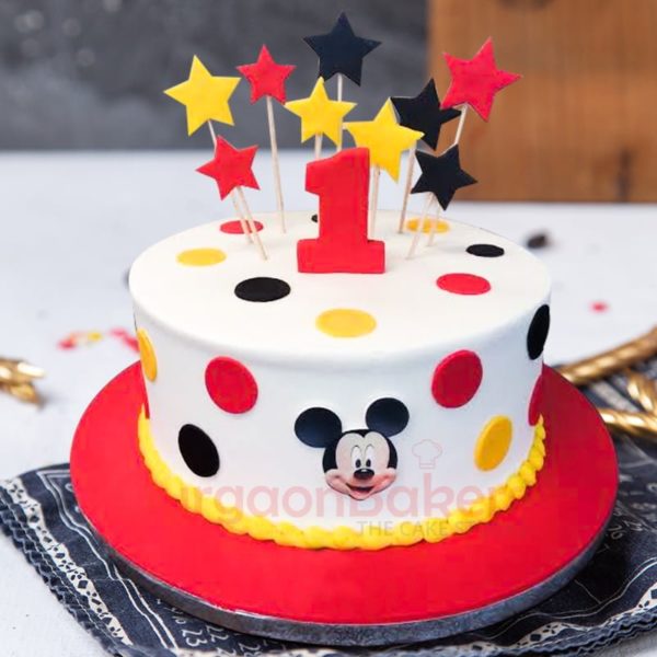 stars polka dots and mickey cake