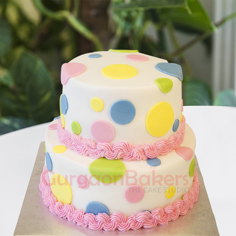 diamond themed wedding cake - Decorated Cake by yvonne - CakesDecor