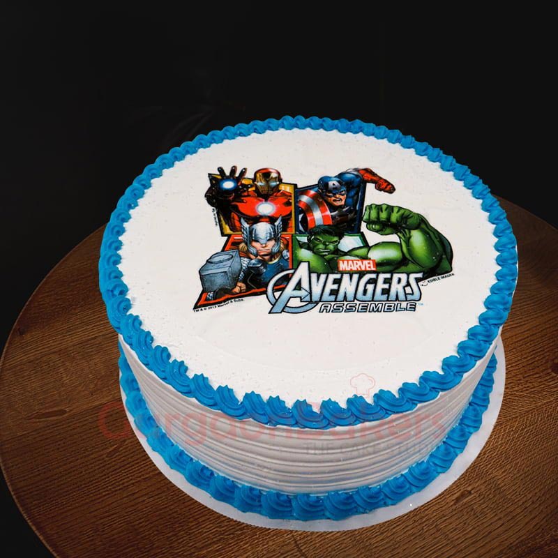 awesome-avengers-cake