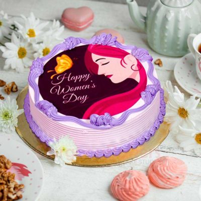 beautiful-and-powerful-womens-day-cake-1
