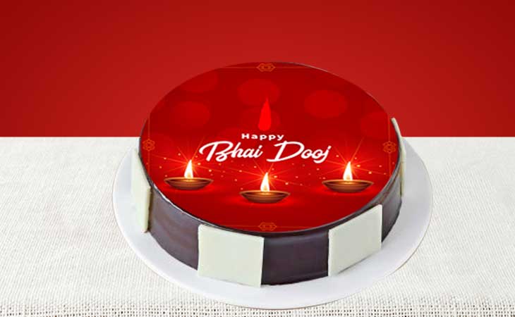 Shop for Fresh Delicious Vanilla Bhai Dooj Cake online - Kanchipuram