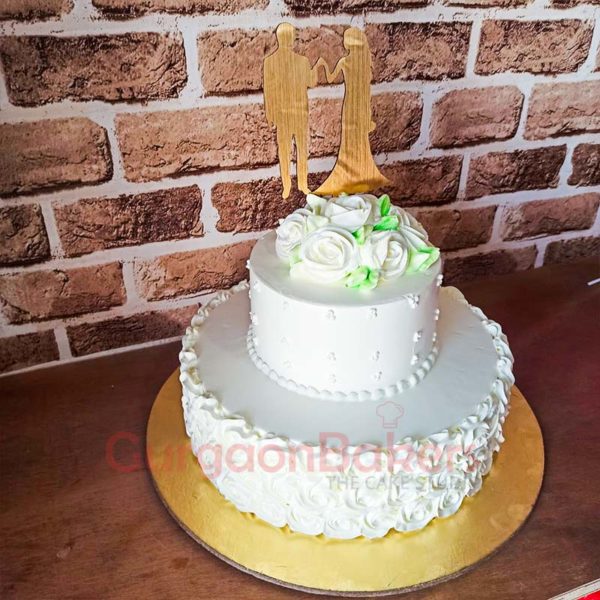 White Beauty Wedding Cake