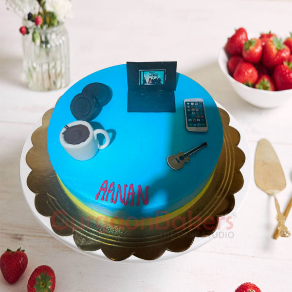 Gadget Lovers Cake Top View
