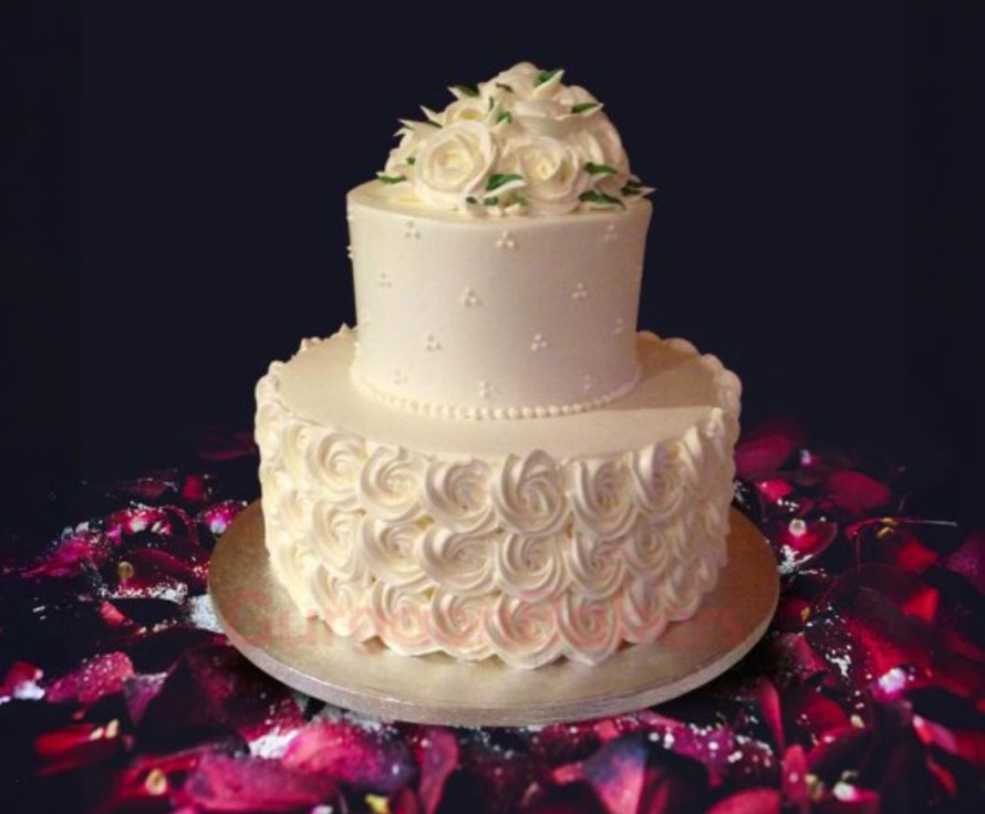 Order Your Wedding Cake Months in Advance