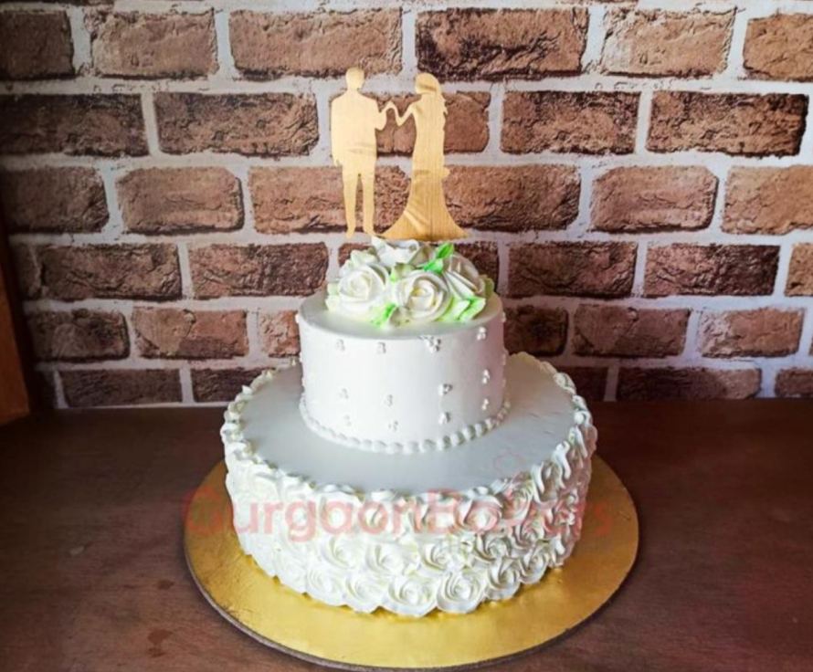 Wedding Cake Myths Debunked