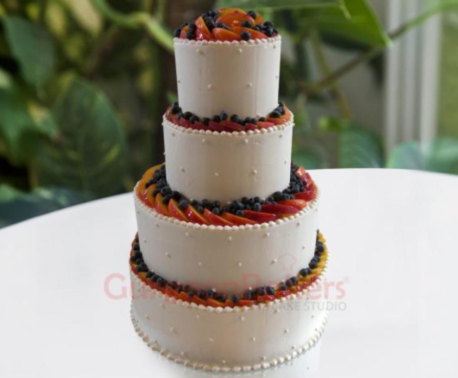 wedding cakes large multi tired 1