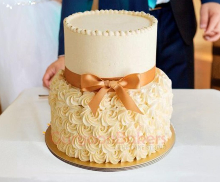 Wedding Cakes Can't Be Personalized