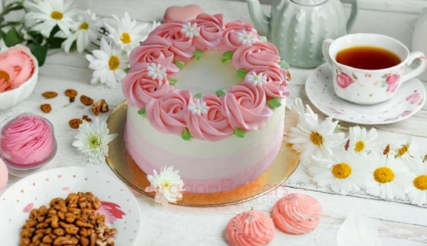 Pastel Pink Roses Cake