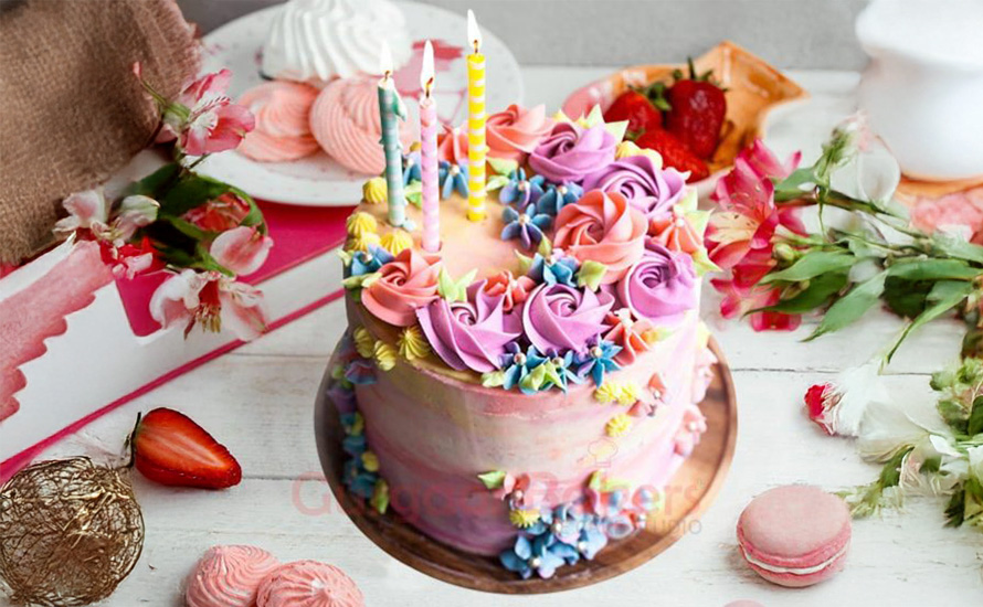 birthday-cake-with-colorful-flowers