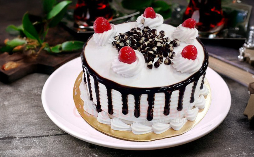 Keep Cakes Perfect During Delhi NCR Rains