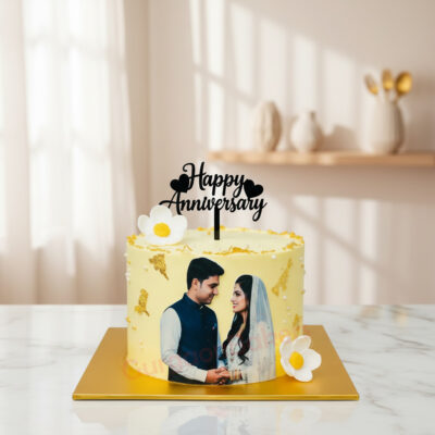 Happy Anniversary cake with photo and decoration in Gurgaon | Gurgaon Bakers